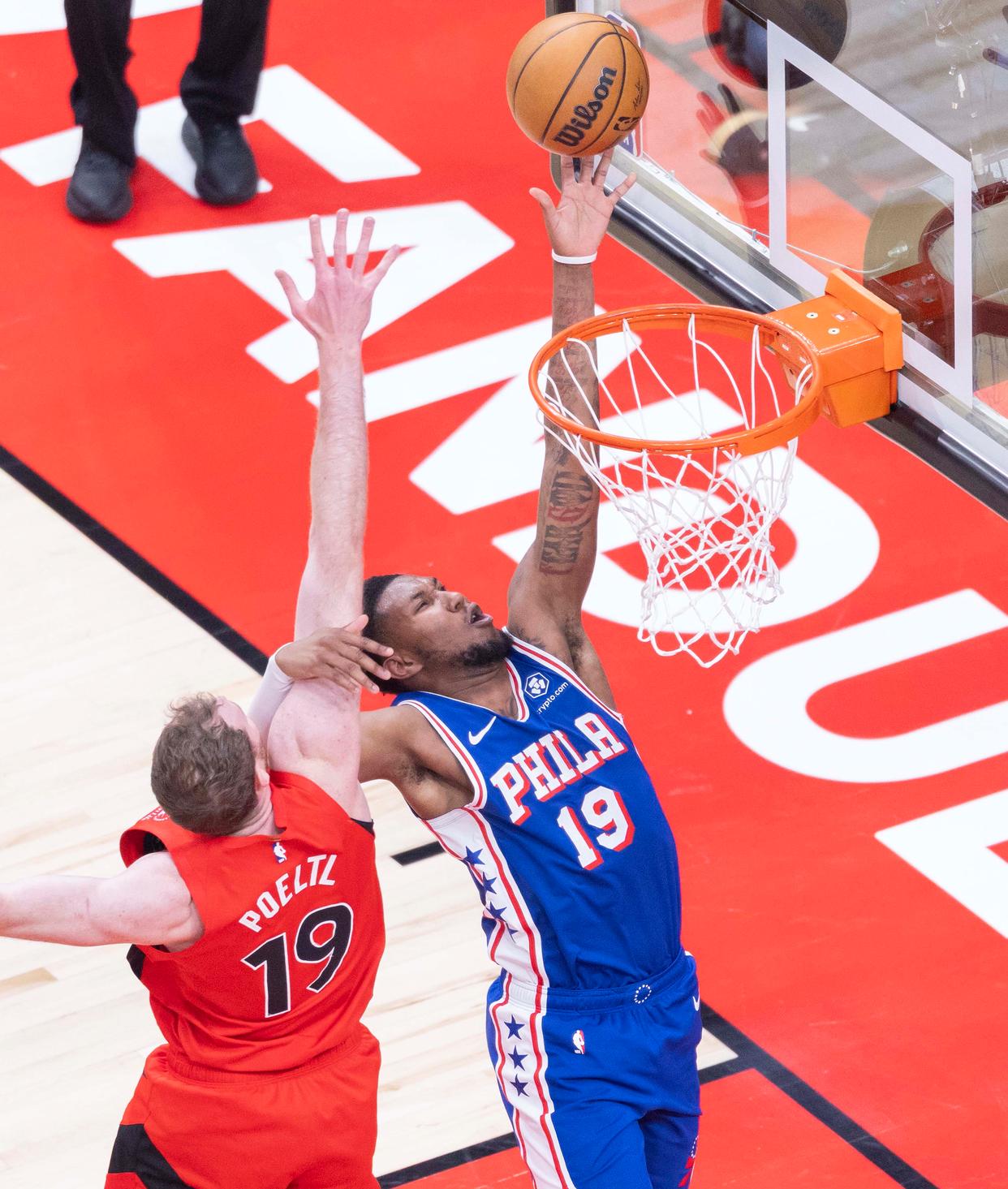 开云体育官方网站-猛龙大胜魔术,继续保持领先