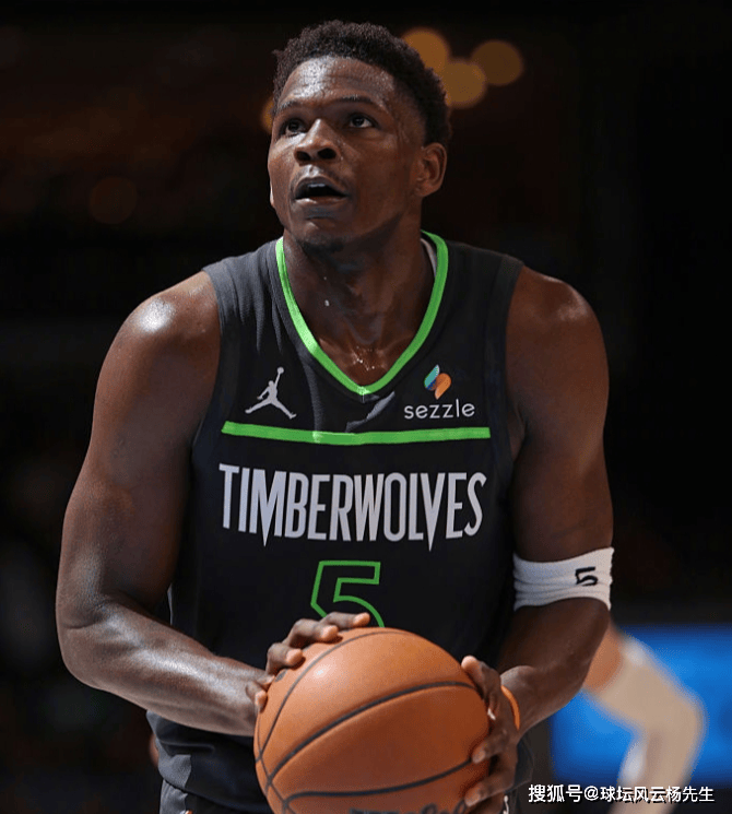 森林狼擒灰熊,霍华德26+12的简单介绍 森林狼擒灰熊,霍华德26+12的简单介绍