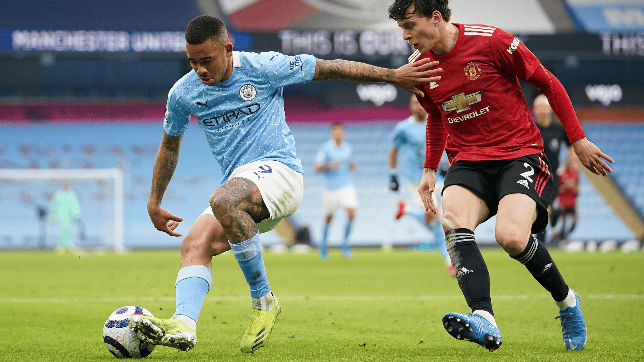 开云体育-曼联碾压马赛，德布劳内惊艳四座