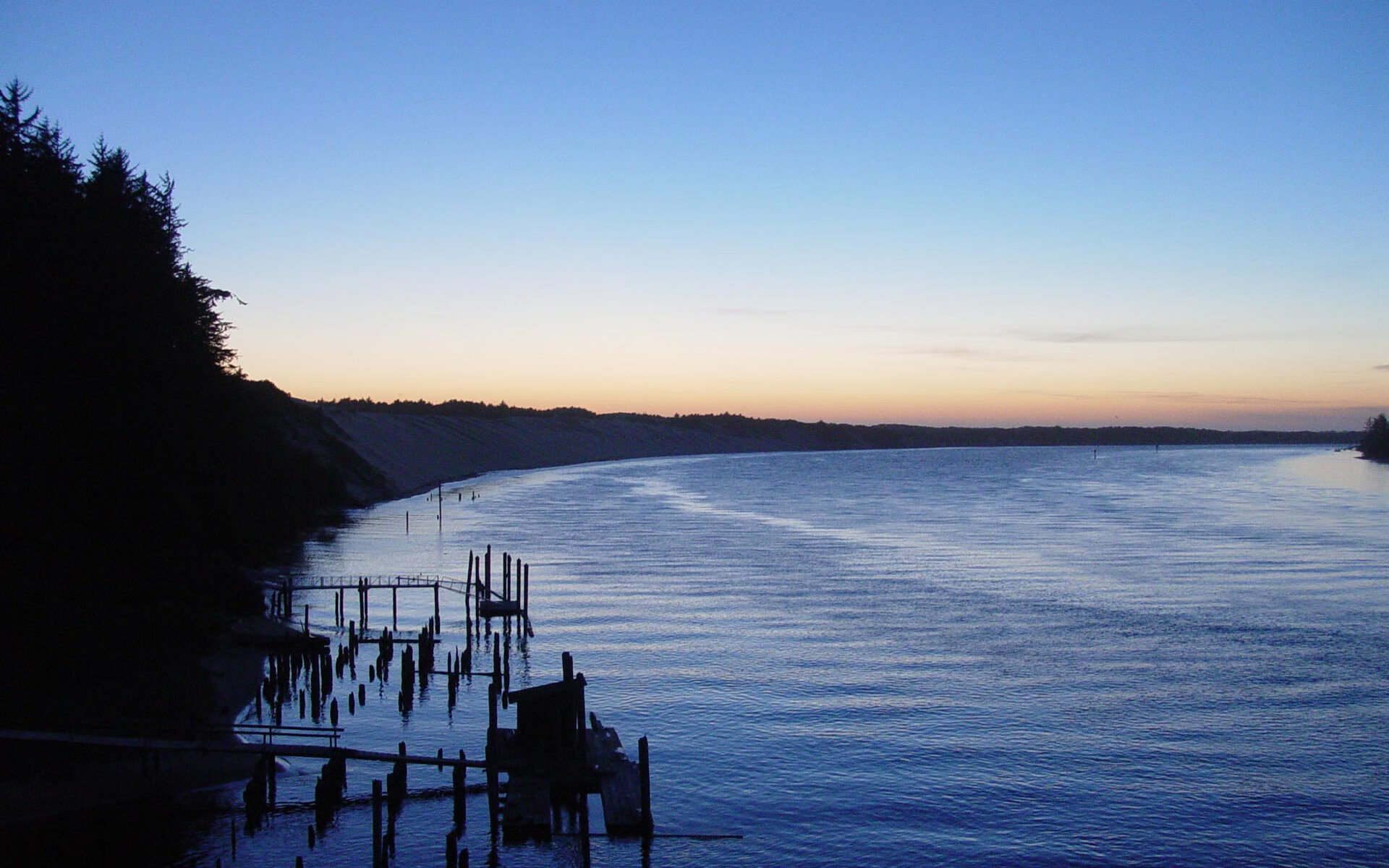 开云官网-伪强队神话坍塌之夜，亚特兰大真巨人震颤意甲秩序