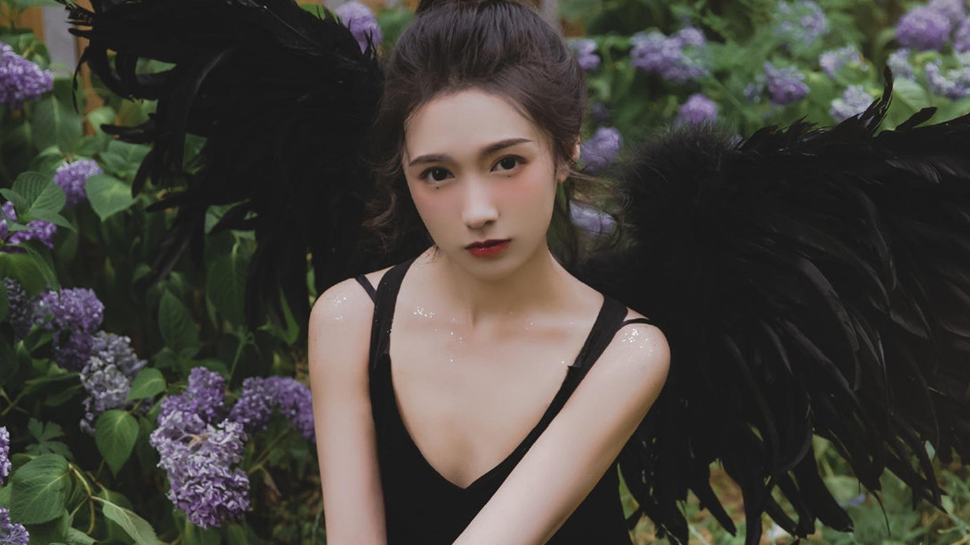 掘金横扫热火夺冠之路，戈贝尔化身关键先生主宰赛场