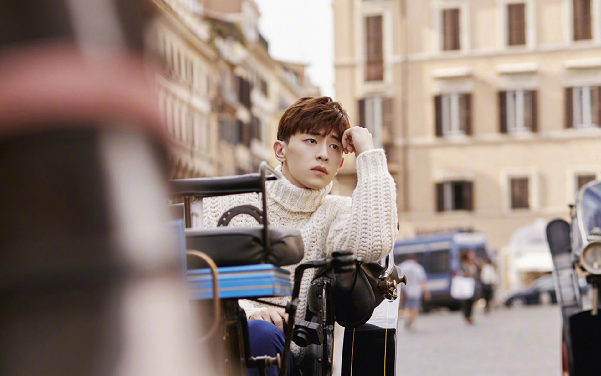 足球周末双星闪耀，贝林厄姆爆发引领皇马狂飙，切尔西淘汰赛险胜南非冠军