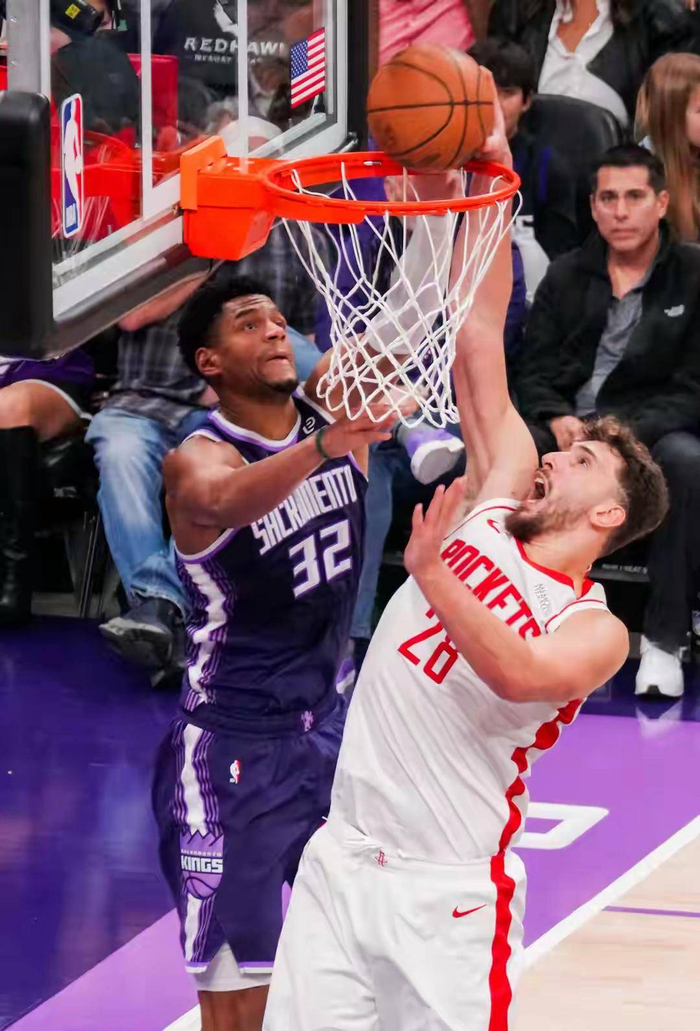 北京队强势晋级奇才,德罗赞状态火热 北京队强势晋级奇才,德罗赞状态火热